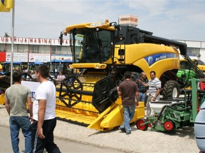 New Holland kombajn