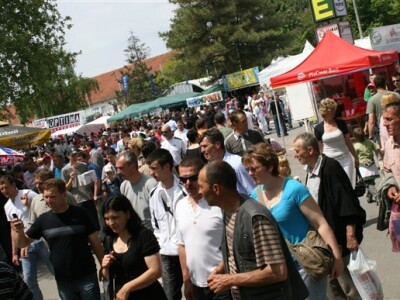 Lijepo vrijeme i velika ponuda = veliki broj posjetitelja