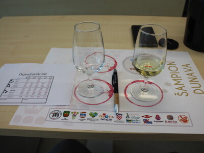 Novinarska graševina