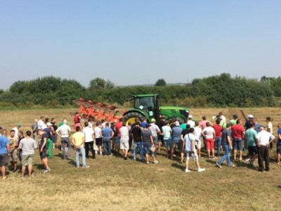 John Deere na FarmShow 2015