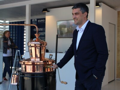 Mario Lulić, marketing DES-a