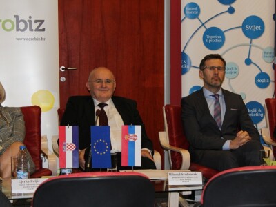 Vodeći gospodarstvenici u svojstvu panelista Vodeći gospodarstvenici u svojstvu panelista