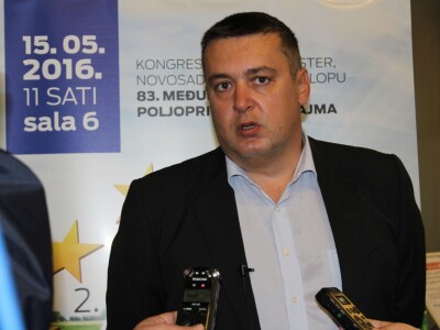 Nikola Vujačić, Victoria Group