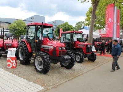 Mahindra traktori