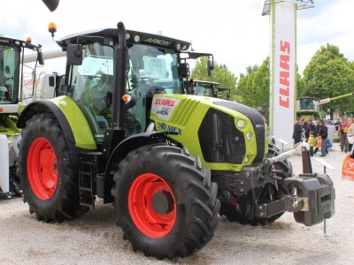 Claas Arion 540