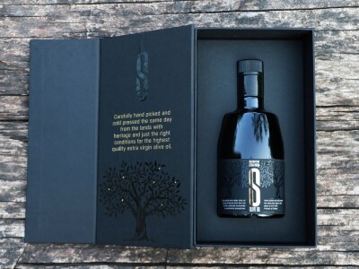 NYIOOC 2025:  Košarkaški trener osvojio zlato za svoje maslinovo ulje NYIOOC 2025:  Košarkaški trener osvojio zlato za svoje maslinovo ulje