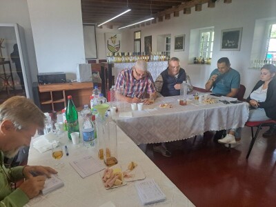 Ocenjivanje vina i rakija u Topoli, foto: M. Lazarević Ocenjivanje vina i rakija u Topoli, foto: M. Lazarević