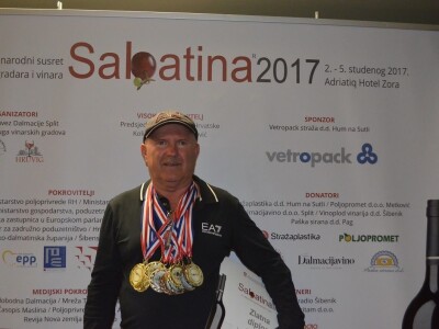 OCJENJIVANJE VINA ViNin 2018 Vinar Trifun Poljak: Moje vino, koje je državni Zavod za vinarstvo ocijenio vrhunskim,  lokalni enolozi svrstali u nižu kategoriju! OCJENJIVANJE VINA ViNin 2018 Vinar Trifun Poljak: Moje vino, koje je državni Zavod za vinarstvo ocijenio vrhunskim,  lokalni enolozi svrstali u nižu kategoriju!