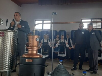 Održana prva rakijada u Trnavi, foto:: M. Lazarević