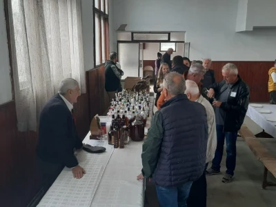 Održana prva rakijada u Trnavi, foto:: M. Lazarević