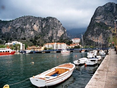 Omiš, most preko Cetine