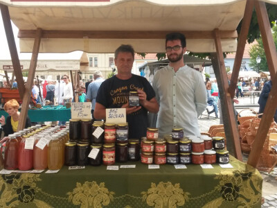 Velimir Dumenčić i sin Velimir Dumenčić i sin