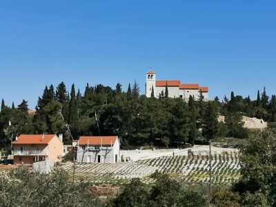 OPG GRGO LUČIĆ OPG GRGO LUČIĆ