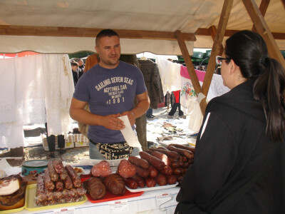 OPG Kraljik Hrvoje (domaći slavonski kulen) OPG Kraljik Hrvoje (domaći slavonski kulen)
