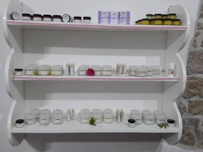 OPG MAĐERIĆ PAŠMAN: Dok 87-godišnji svekar Branko kopa, nevjesta Ljiljana osvaja nove oznake HOP-a