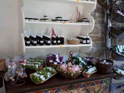 OPG MAĐERIĆ PAŠMAN: Dok 87-godišnji svekar Branko kopa, nevjesta Ljiljana osvaja nove oznake HOP-a