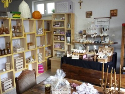 OPG Šperac: Proizvodi od meda i kozmetika za lijep izgled