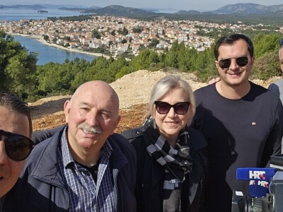 OPG Uroda: Na brdu iznad Pirovca podigao maslinarsku atrakciju