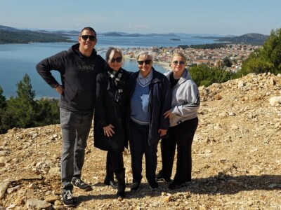 OPG Uroda: Na brdu iznad Pirovca podigao maslinarsku atrakciju