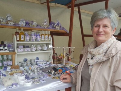 Opojni miris lavande iz Daruvara širi se Banjalukom