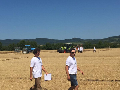 Natjecanje u oranju u Biškupcima