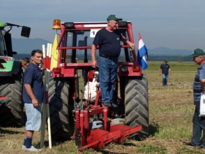 Zaljubljenici u poljoprivredu