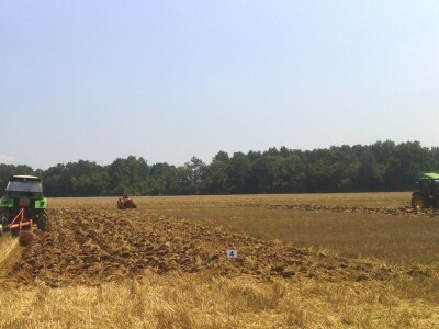 Tko će najbolje složiti brazde?