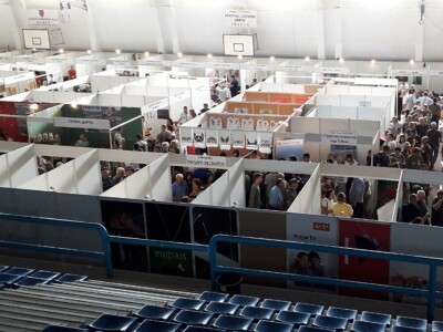 Osamdeset izlagača na "Danima bilećkih proizvoda i stvaralaštva" Osamdeset izlagača na "Danima bilećkih proizvoda i stvaralaštva"