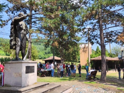 Osnivanje Pokreta poljoprivrednika Srbije