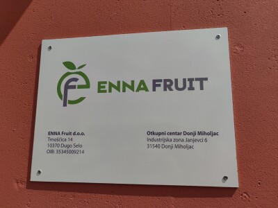 Otkupni centar tvrtke Enna Fruit u Donjem Miholjcu