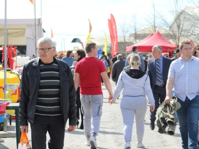 Otvoren