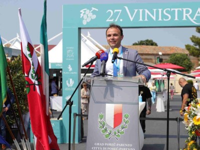Otvorena 27. Vinistra