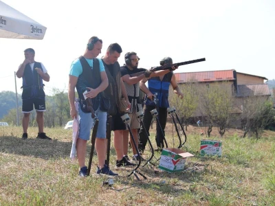 Otvorena lovna sezona u Derventi