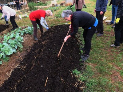 Ovim načinom vrtlarenja pokušavamo stvoriti što bolji suživot prirode i čovjeka te promicati održivi način uzgoja hrane