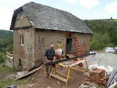 Oživelo selo kraj Zlatarskog jezera