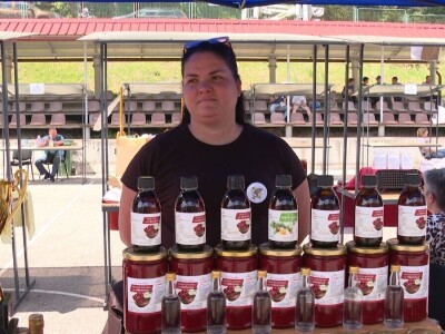 Ozrenski festival mesa okupio 90 izlagača