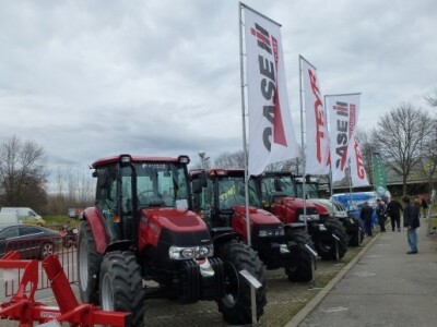 Štand Agronom d.o.o. Požega, traktori STEYR