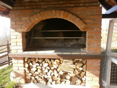 Drva su spremna za loženje vatre