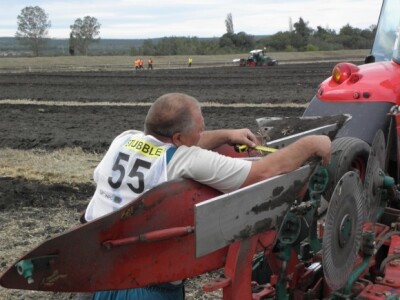 Prvi dan 59. svjetskog natjecanjanja u oranju
