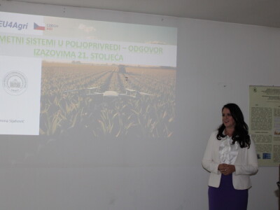 Pametni sistem za navodnjavanje i prihranu biljaka