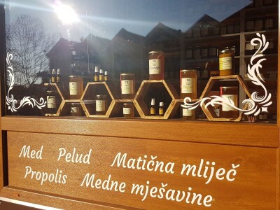 Pčelarstvo Barać Pčelarstvo Barać