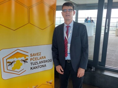 Pčelinjak Senada Hodžića