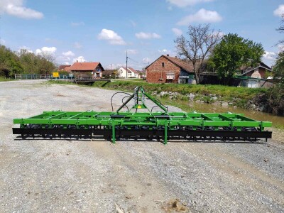 Pecka lake i teške drljače Pecka lake i teške drljače