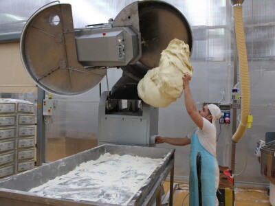 Pekare Vassalli šire kruh iz Ferrare diljem Italije