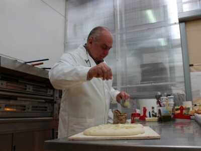 Pekare Vassalli šire kruh iz Ferrare diljem Italije