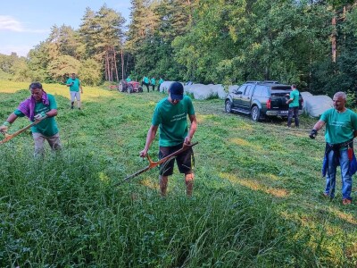Penzioner Avdo, kosom starom četiri decenije, pobijedio na kosijadi Penzioner Avdo, kosom starom četiri decenije, pobijedio na kosijadi