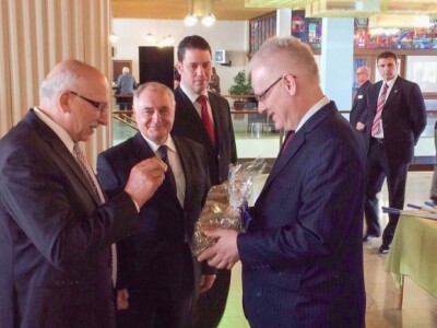 Entrada dobitnik Povelje "Velika Zlatna Maslina" Entrada dobitnik Povelje "Velika Zlatna Maslina"