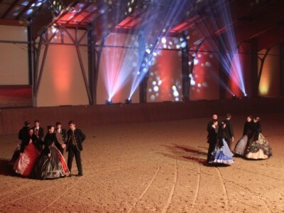 Božićni bal na dvoru