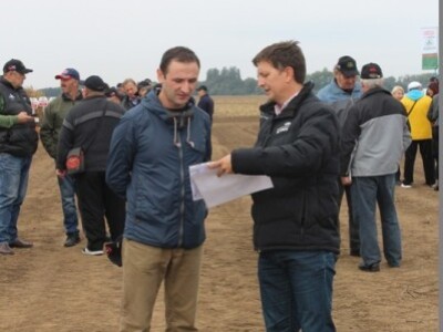 Predstavljeno 20-ak hibrida