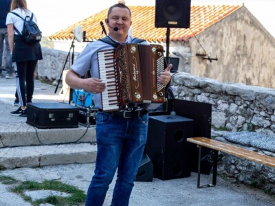 Pljočkanje - tradicijska igra